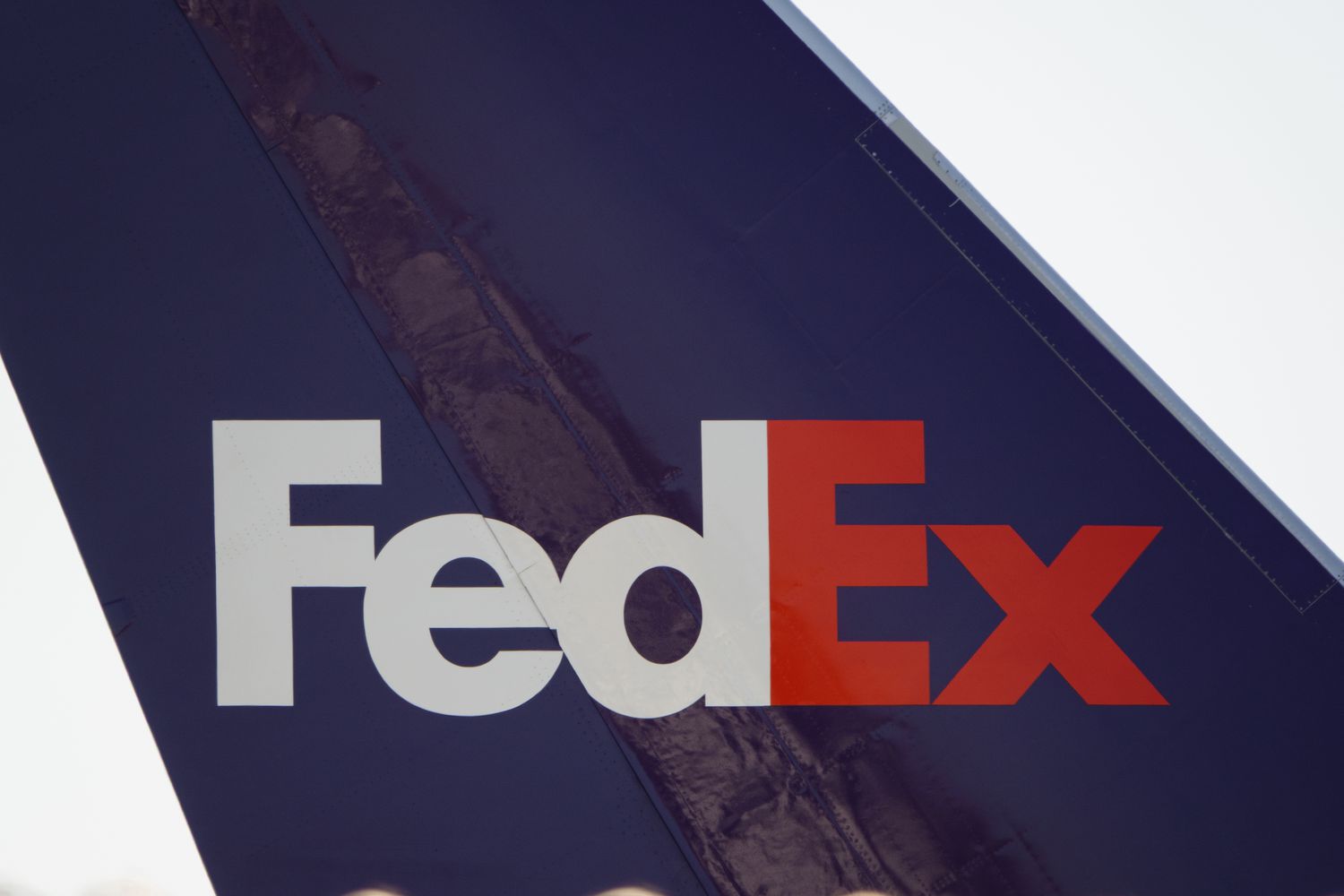アナリストが収益に先立ってFedEx株を考えるもの