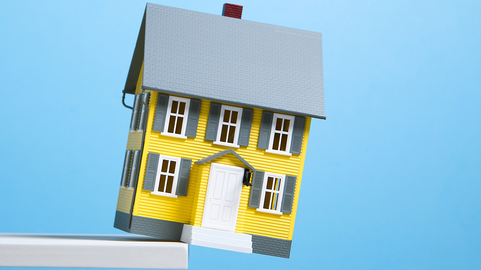 あなたの住宅ローンがこれ以上の費用がかかる場合、あなたは公式に家が貧弱です