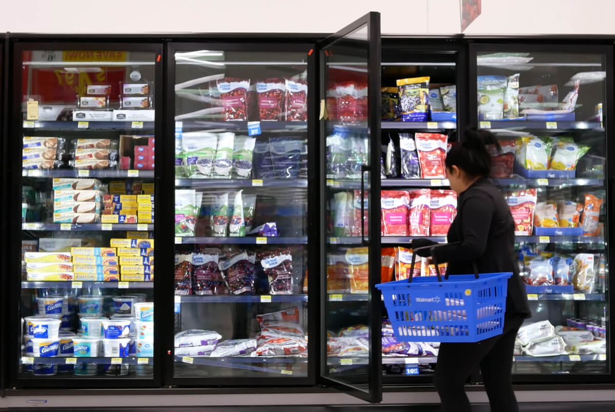 これを処理してください: 50,000 の食料品がアメリカの食料供給に関する衝撃的な真実を明らかにします