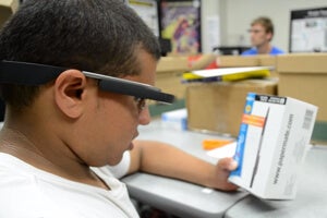 Open Glass は Google Glass で現実世界にデジタル情報を重ね合わせます