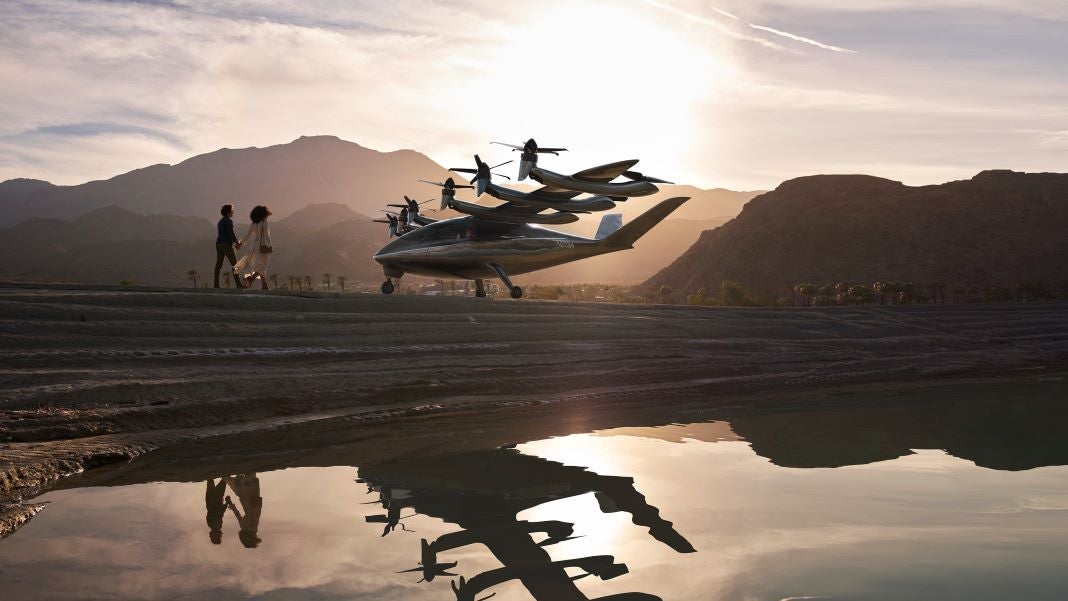 カリフォルニアのスタートアップの計画によると、空飛ぶタクシーは2024年までにロサンゼルスの上空を飛ぶ予定