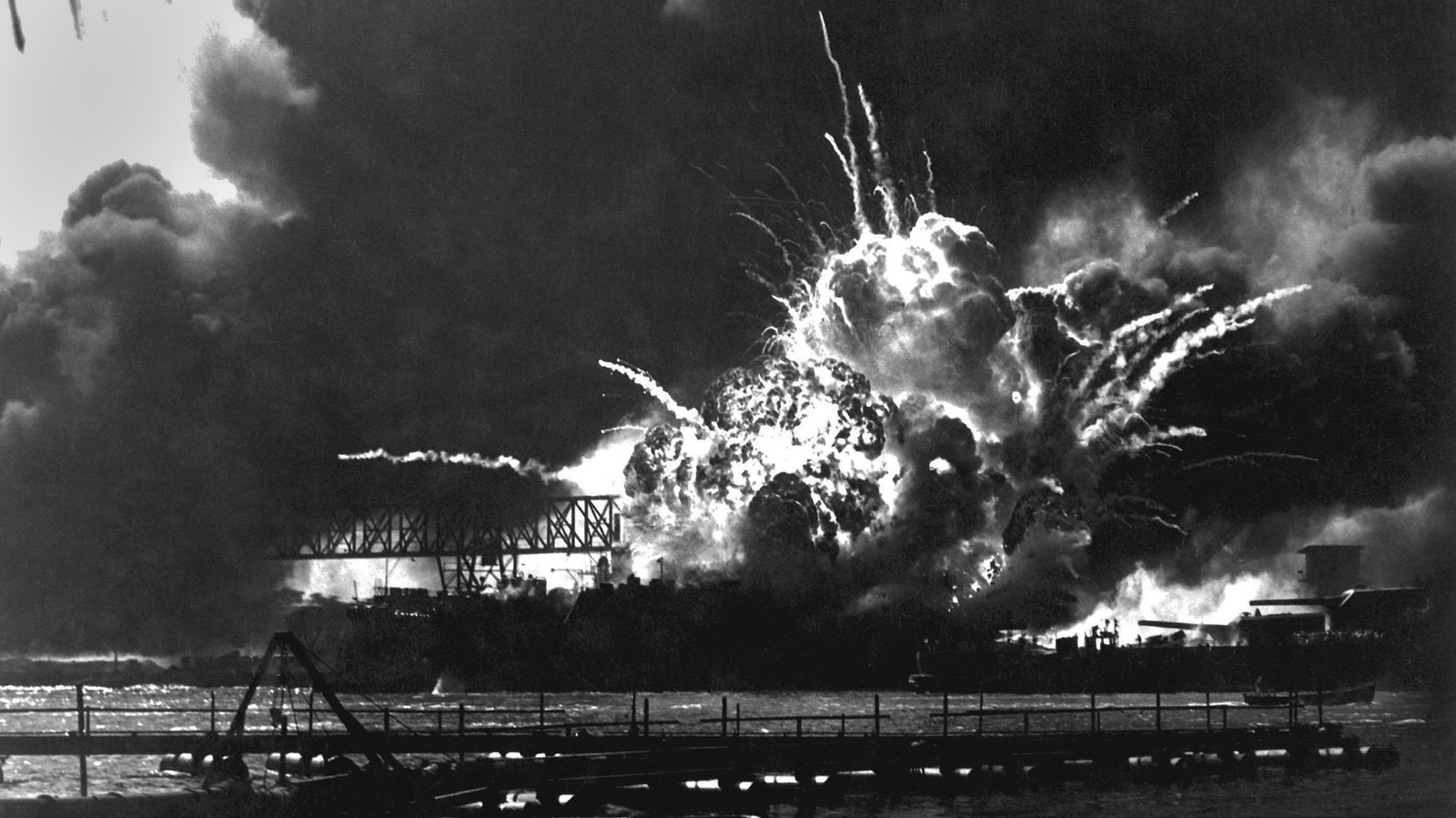 真珠湾攻撃後に海に埋葬された赤ん坊についての真実