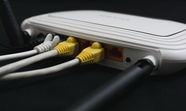 WiFiネットワーク名とパスワードを変更する方法