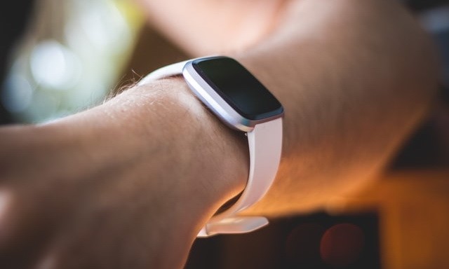 2021年にFitbit Payを構成して使用する方法