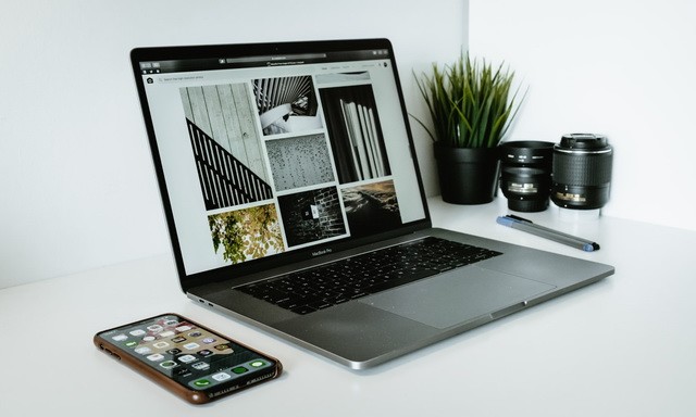 Mac でスマート アルバムを使用する方法