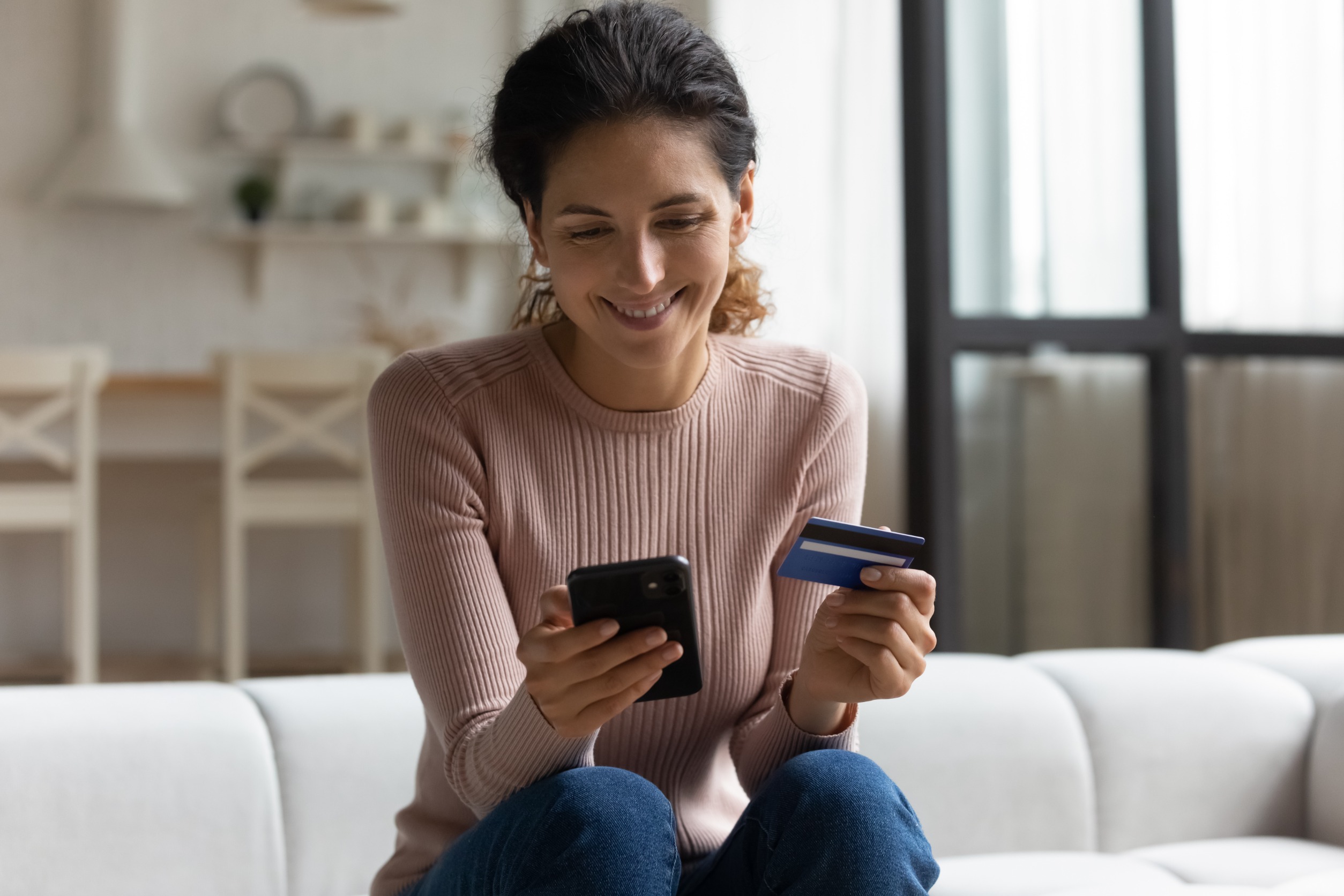 送金にデジタル サービスを使用するメリット