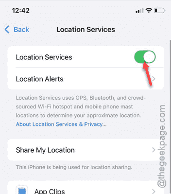 iPhone のアプリで位置情報サービス/GPS が機能しない