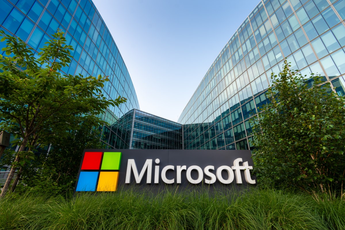 マイクロソフトは、米国政府に抵抗できることをヨーロッパに安心させようとします。ヨーロッパには疑問があります