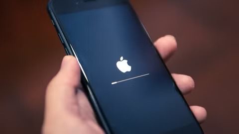 iPhone 16が再起動し続ける？修正方法は次のとおりです。