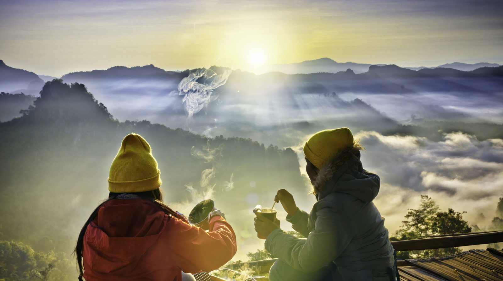 あなたがあなたの冬のキャンプ旅行のために詰めるべき本質的なギア